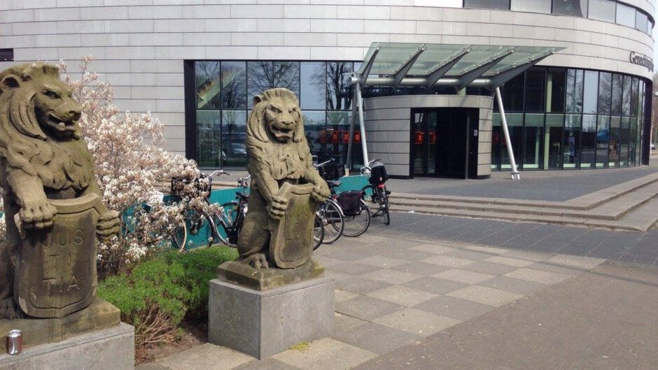 Hoger beroep: celstraffen tot 13 jaar geëist voor schietpartij in Bergen aan Zee